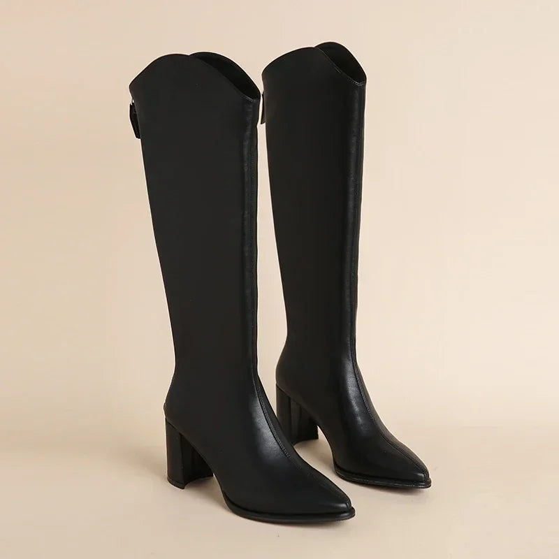 Stylowe Buty na Obcasie z Zamkiem